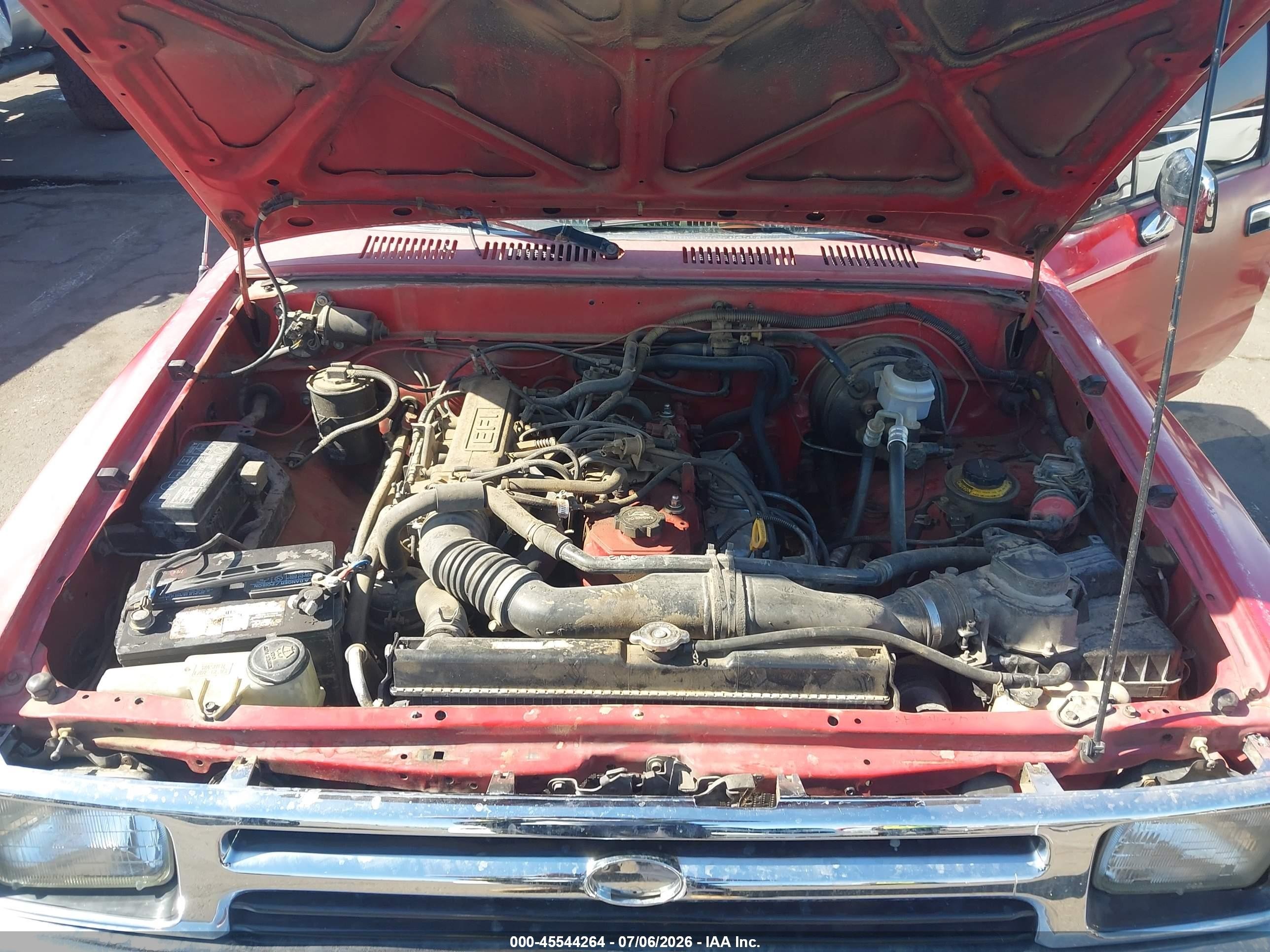 1991 Toyota Pickup 1/2 Ton Sht Wheelbase Dlx Red vin: JT4RN81P1M5113791