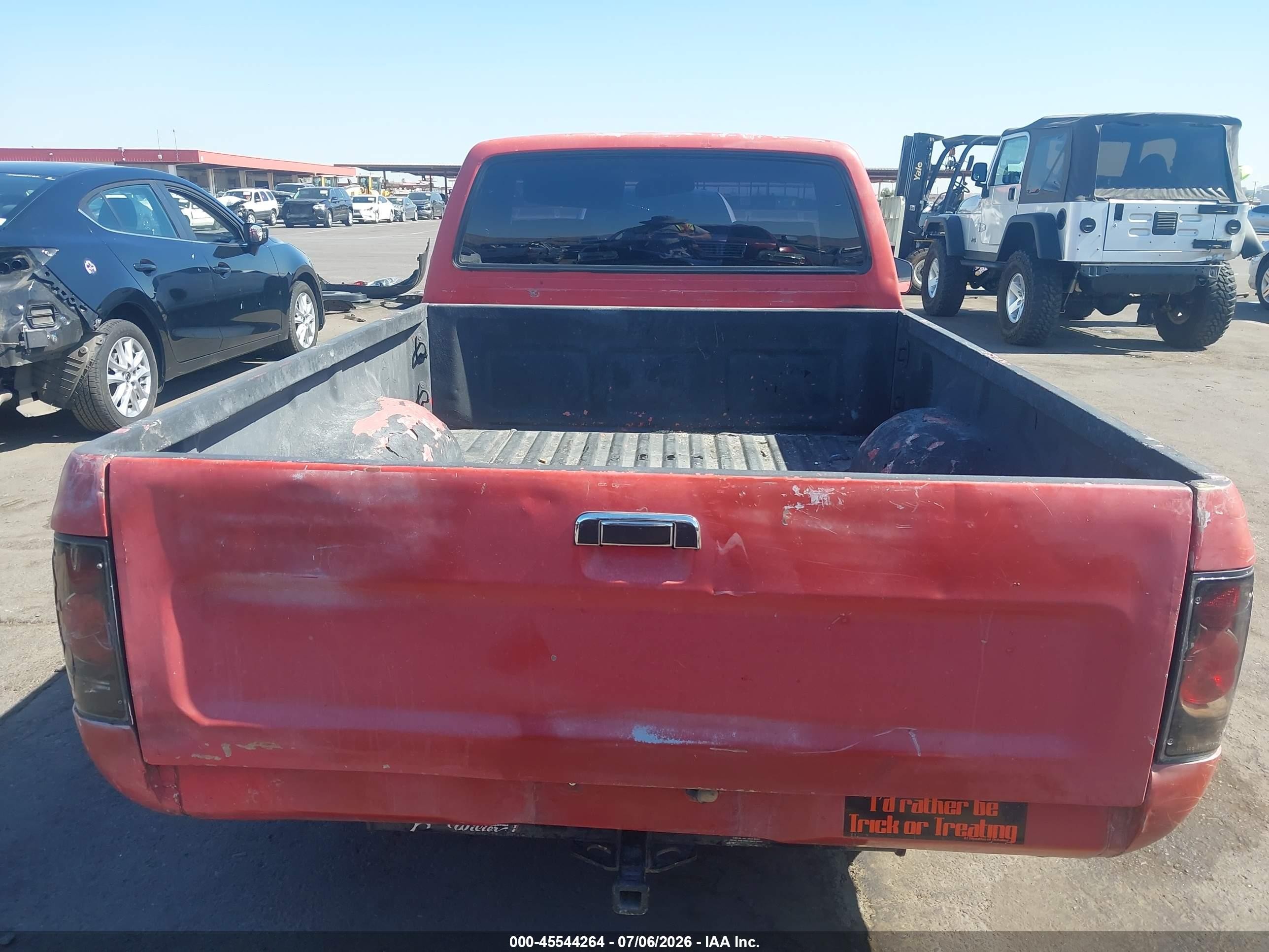 1991 Toyota Pickup 1/2 Ton Sht Wheelbase Dlx Red vin: JT4RN81P1M5113791