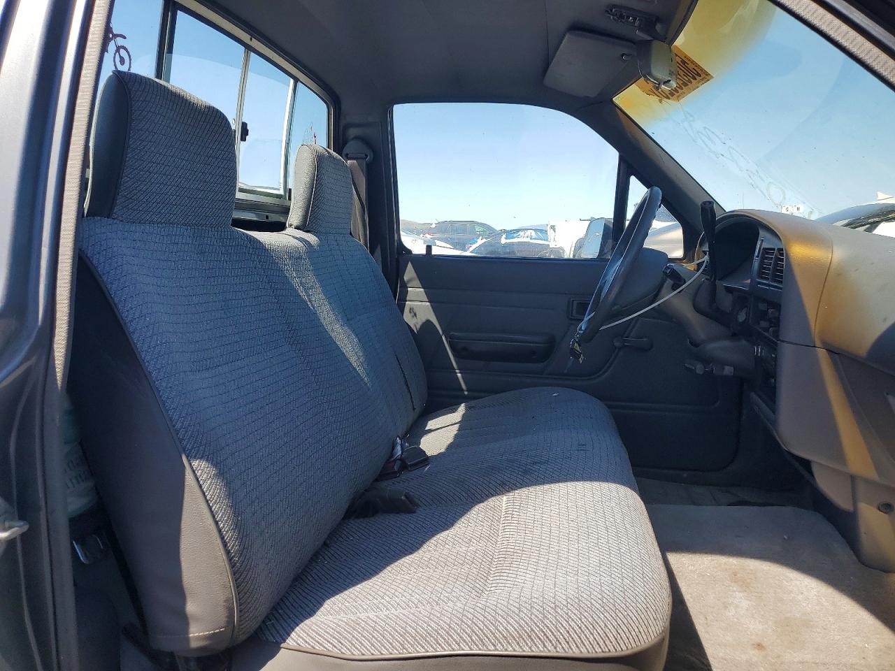 1995 Toyota Pickup Dx Серебряный vin: JT4RN81P6S5209235