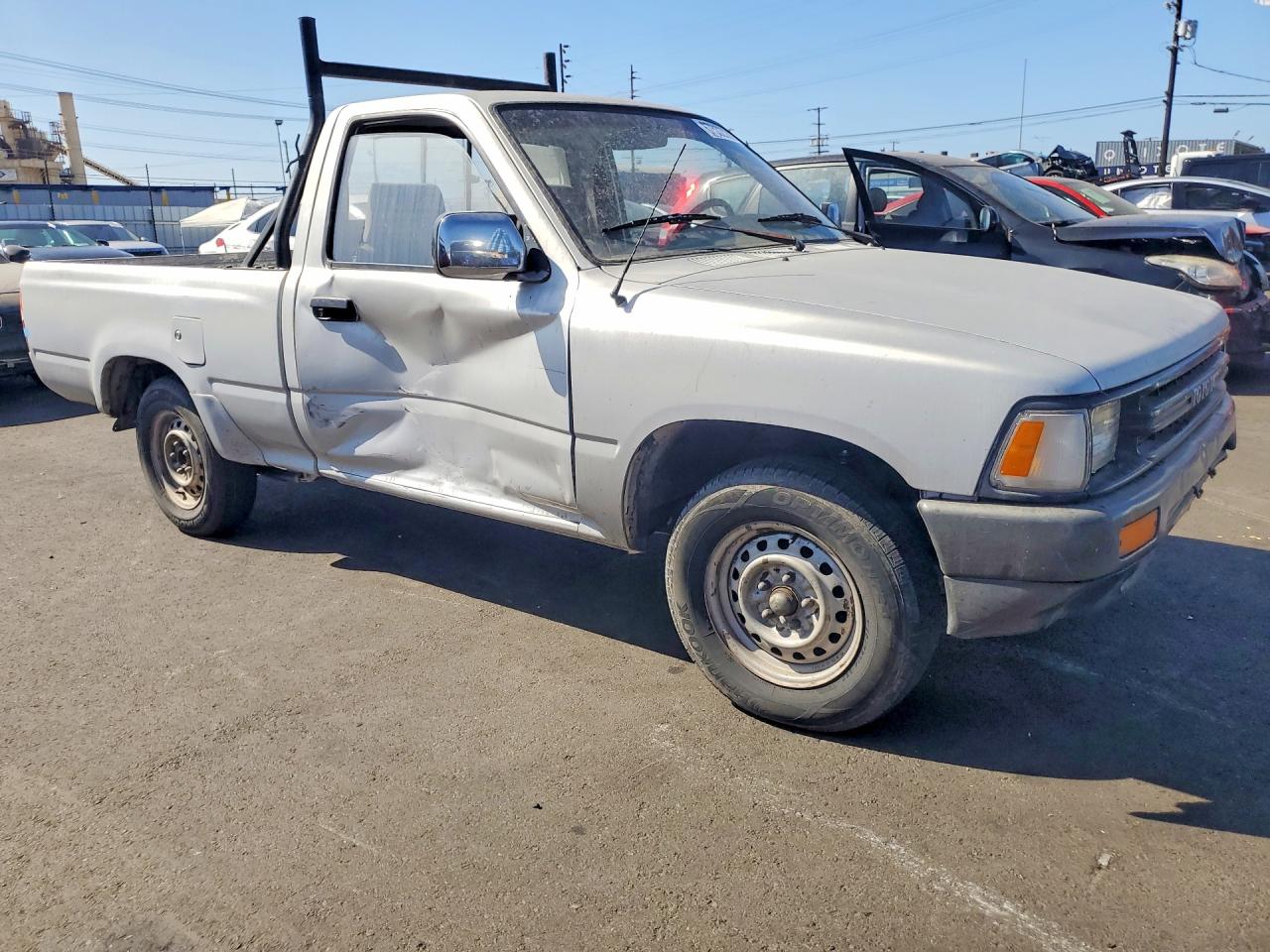 1989 Toyota Pickup Base Серебряный vin: JT4RN81R5K0003158