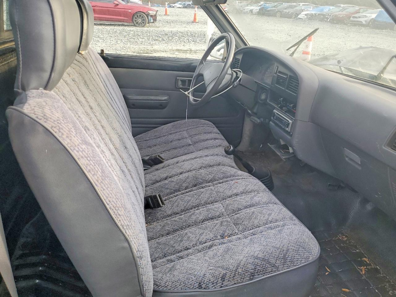 1989 Toyota Pickup Base Black vin: JT4RN81R8K0035442