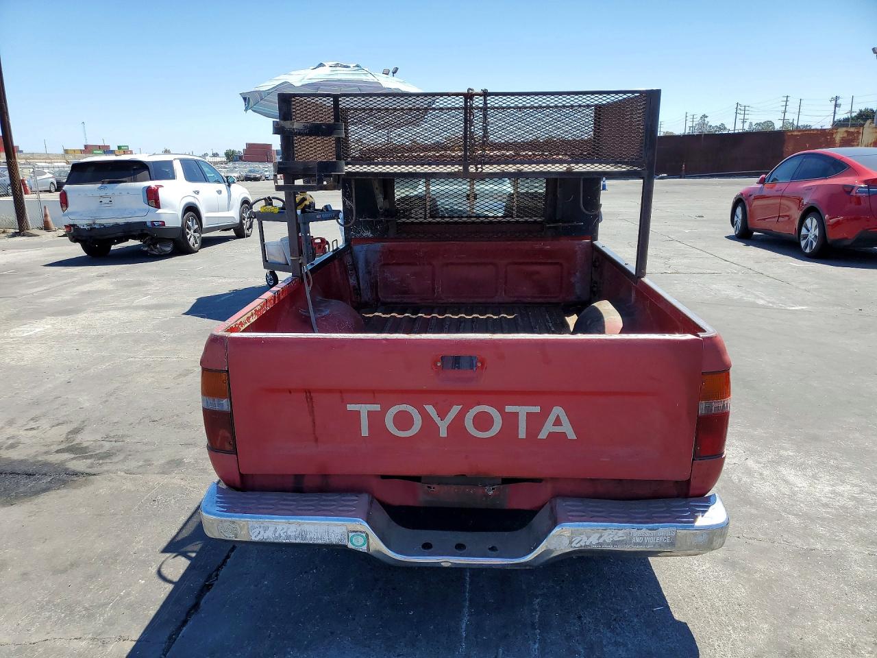 1991 Toyota Pickup Deluxe Red vin: JT4RN82P8M5030941