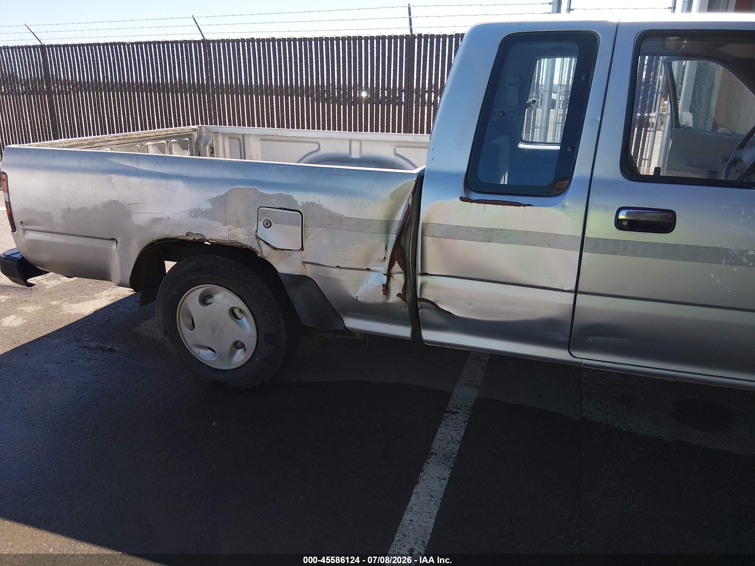1991 Toyota Pickup 1/2 Ton Ex Lng Whlbse Dlx Silver vin: JT4RN93P2M5028770