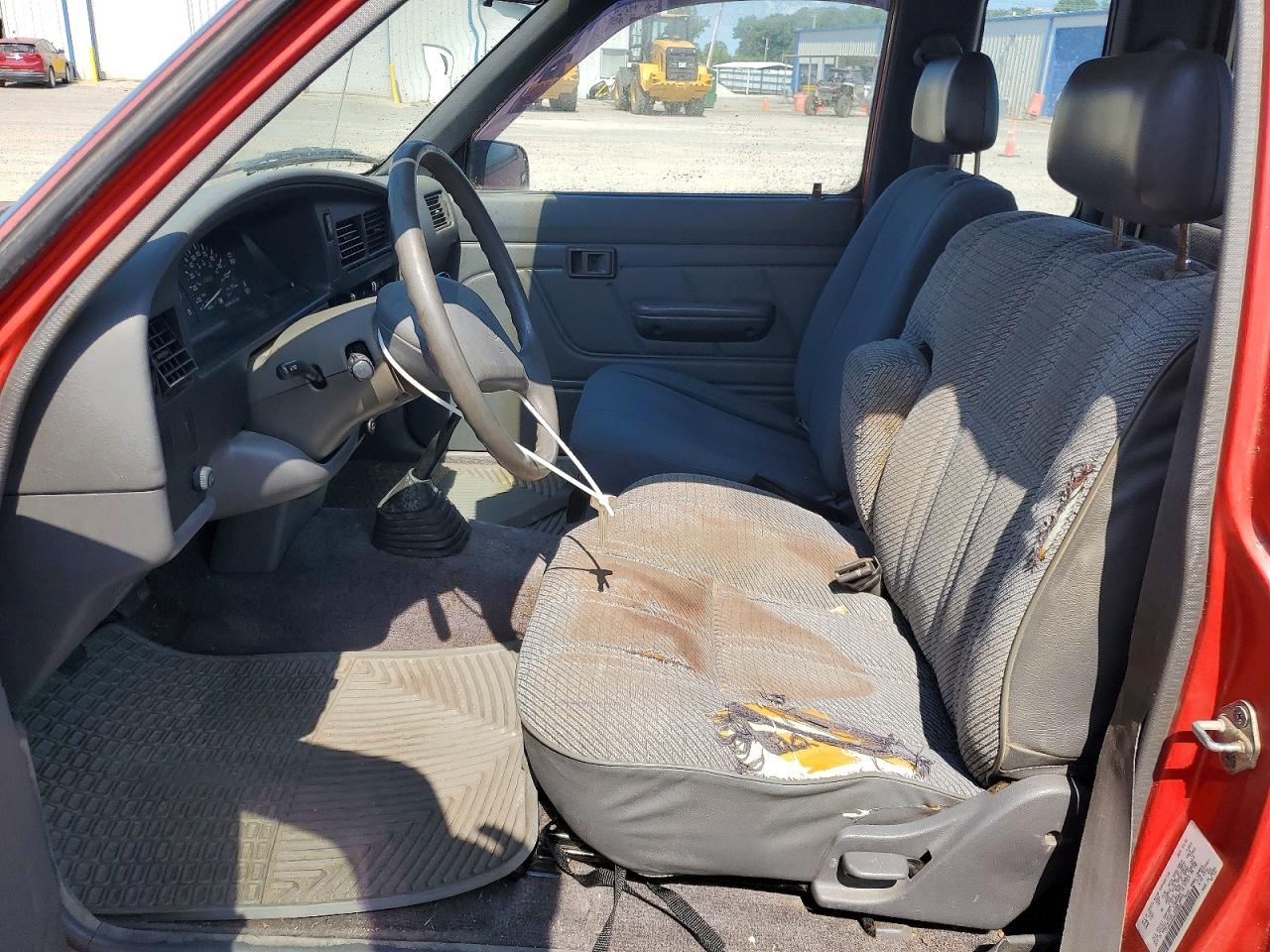 1992 Toyota Pickup 1/2 Ton Extra Long Wheelbase Dlx Red vin: JT4RN93P2N5059650