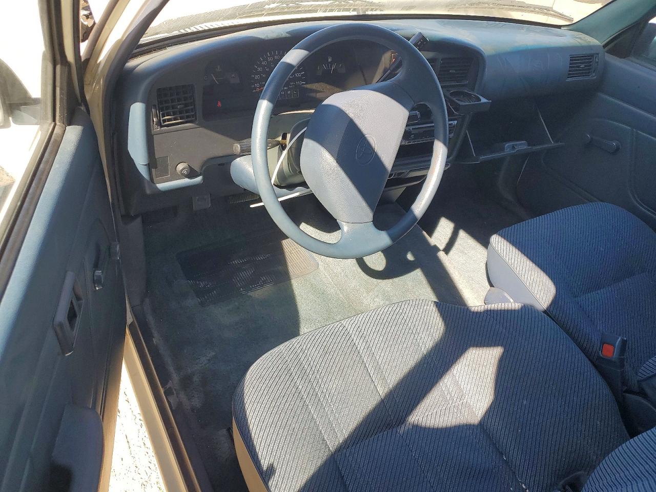 1994 Toyota Pickup Dx White vin: JT4RN93P4R5090792