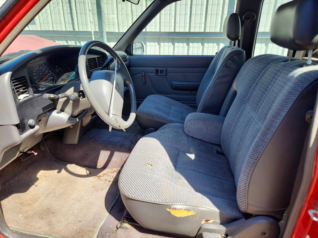 1995 Toyota Pickup Dx Red vin: JT4RN93P4S5113140