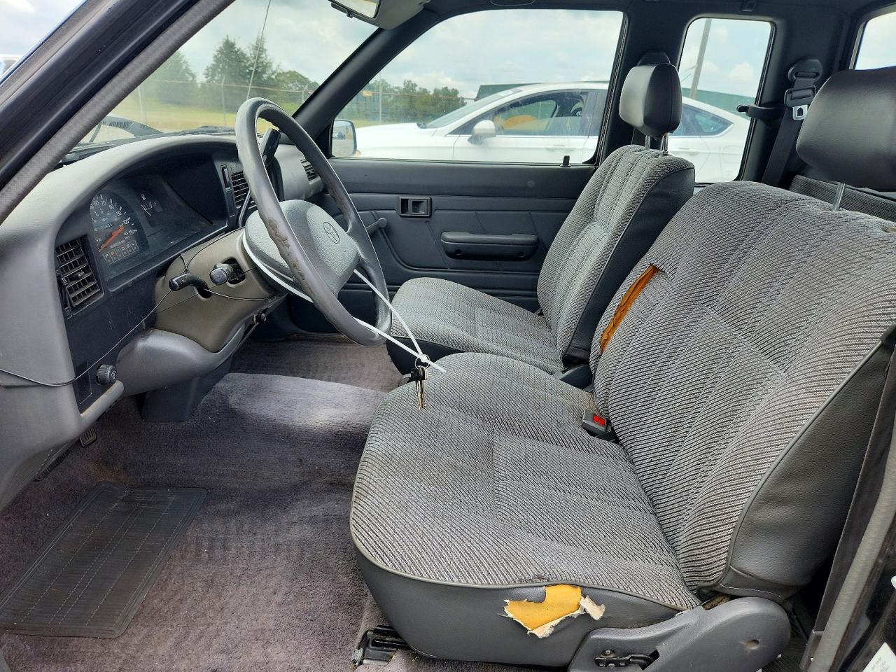1994 Toyota Pickup Dx Black vin: JT4RN93P5R5108202