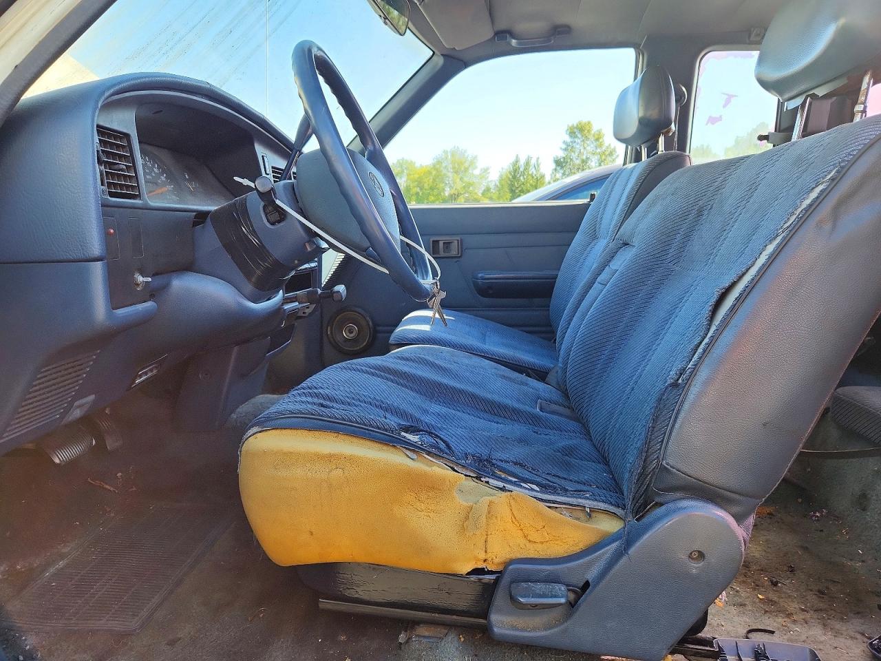 1992 Toyota Pickup Deluxe Белый vin: JT4RN93P6N5054791