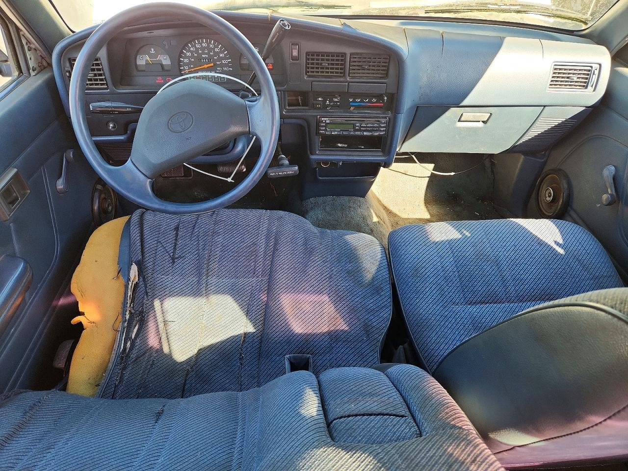 1992 Toyota Pickup Deluxe Белый vin: JT4RN93P6N5054791
