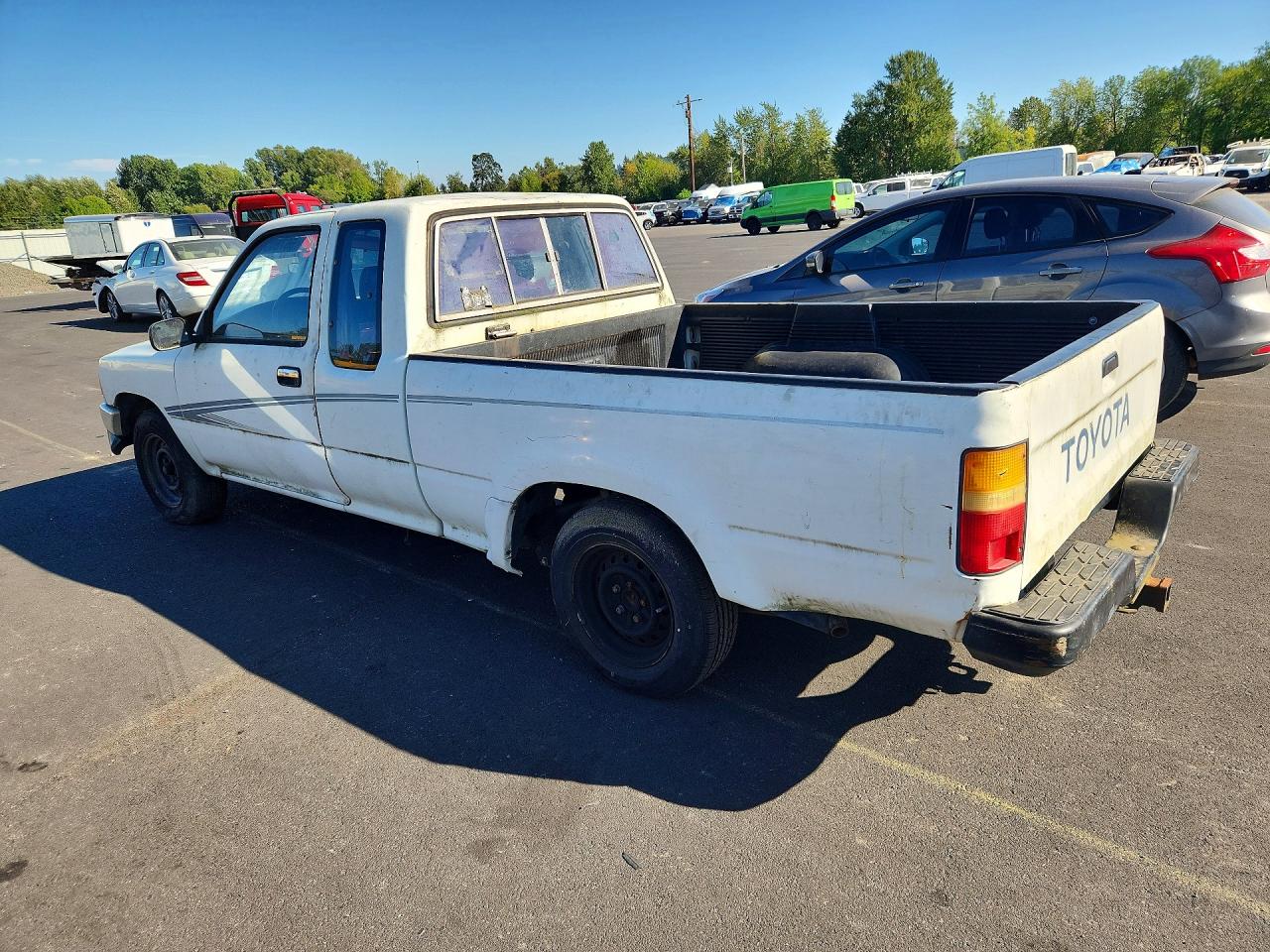 1992 Toyota Pickup Deluxe Белый vin: JT4RN93P6N5054791