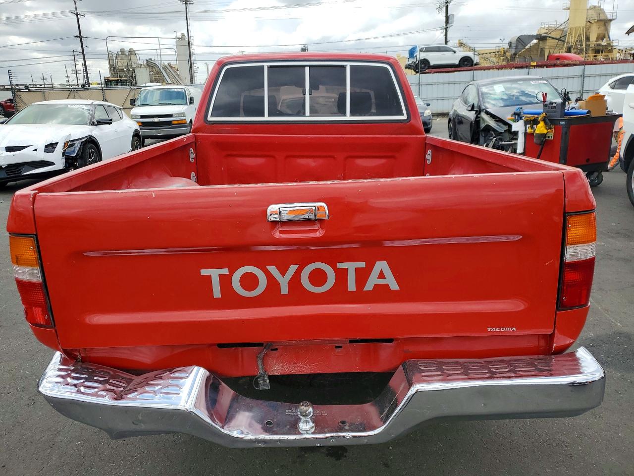 1990 Toyota Pickup Deluxe Red vin: JT4RN93P7L5014832