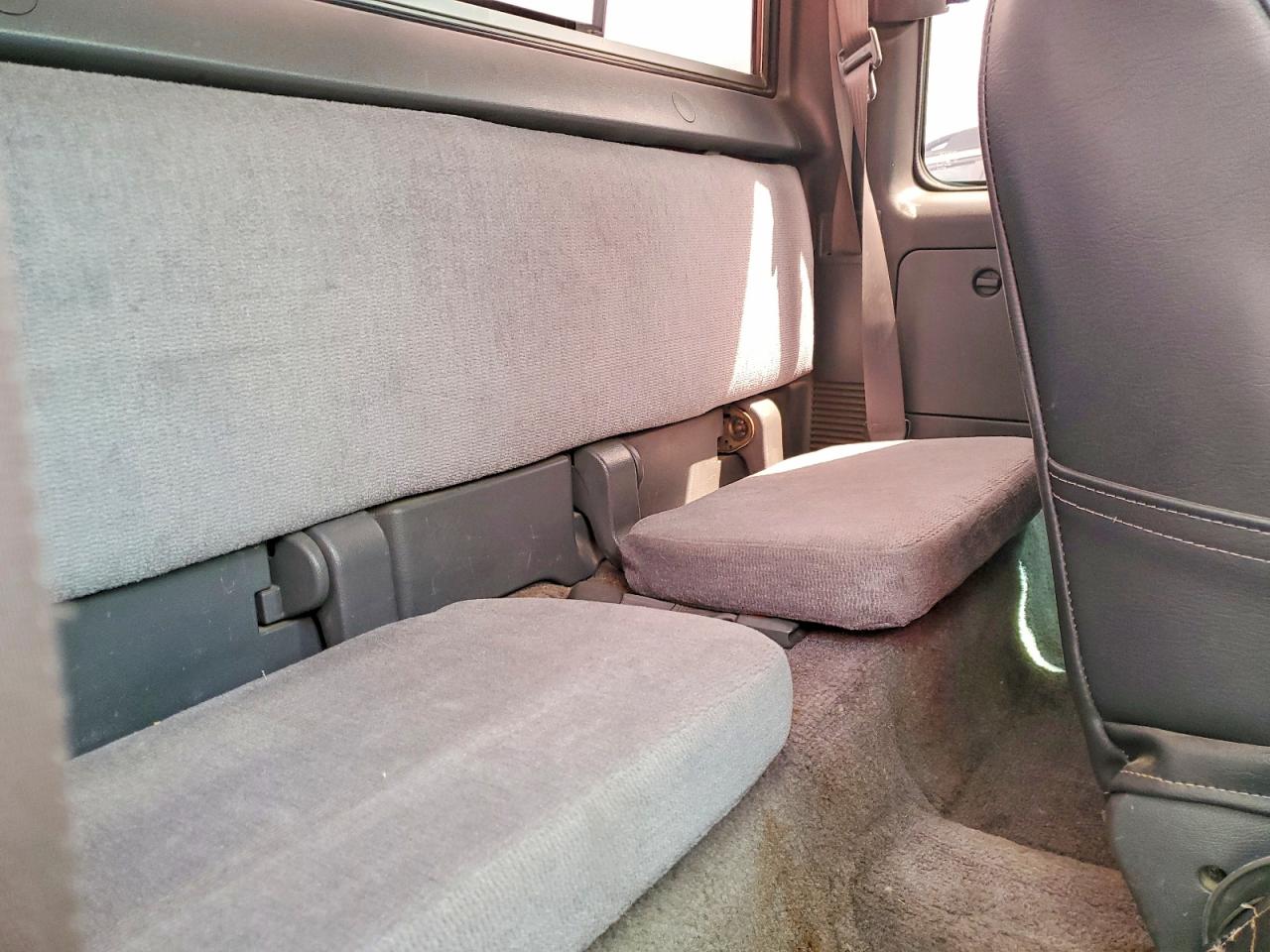 1990 Toyota Pickup Deluxe Red vin: JT4RN93P7L5014832