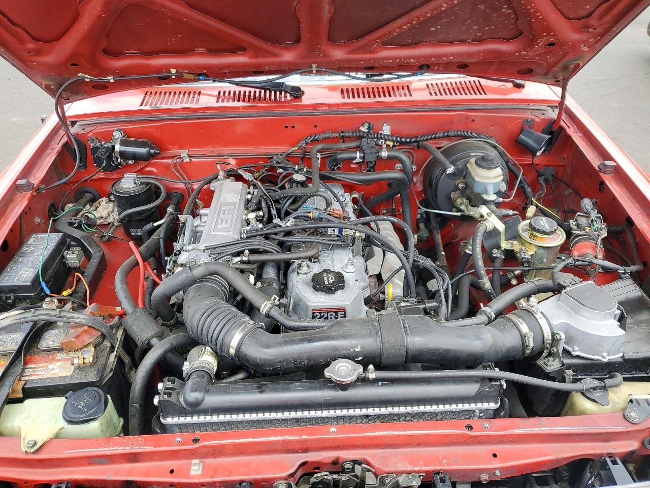 1990 Toyota Pickup Deluxe Red vin: JT4RN93P7L5014832