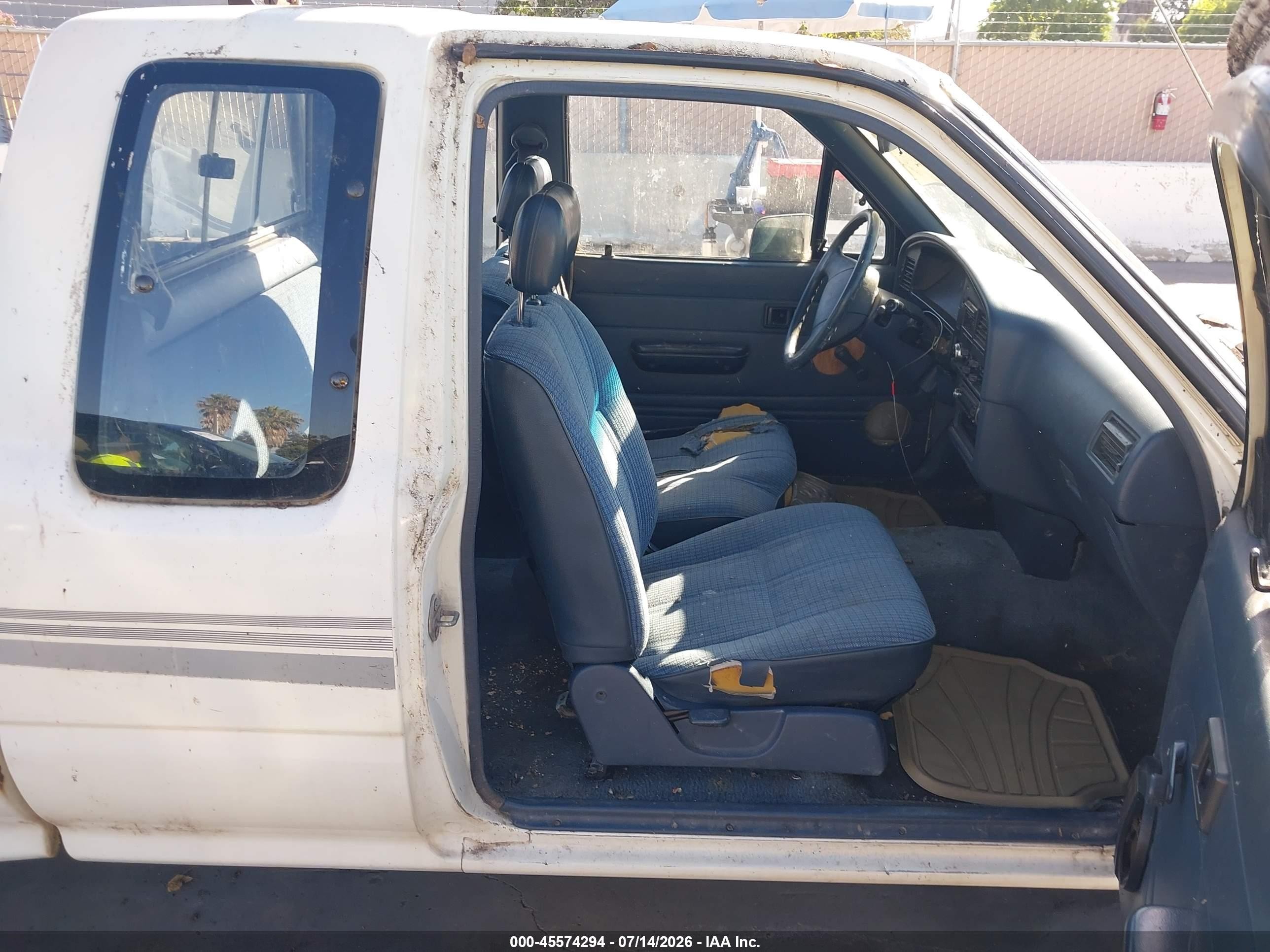 1990 Toyota Pickup 1/2 Ton Ex Lng Whlbse Dlx White vin: JT4RN93PXL5025114