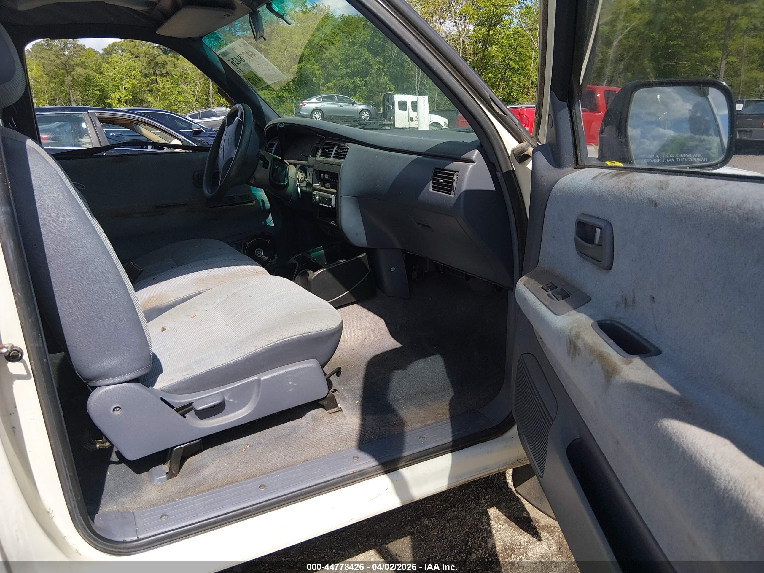 1997 Toyota T100 Dx V6 White vin: JT4TN12D1V0030491