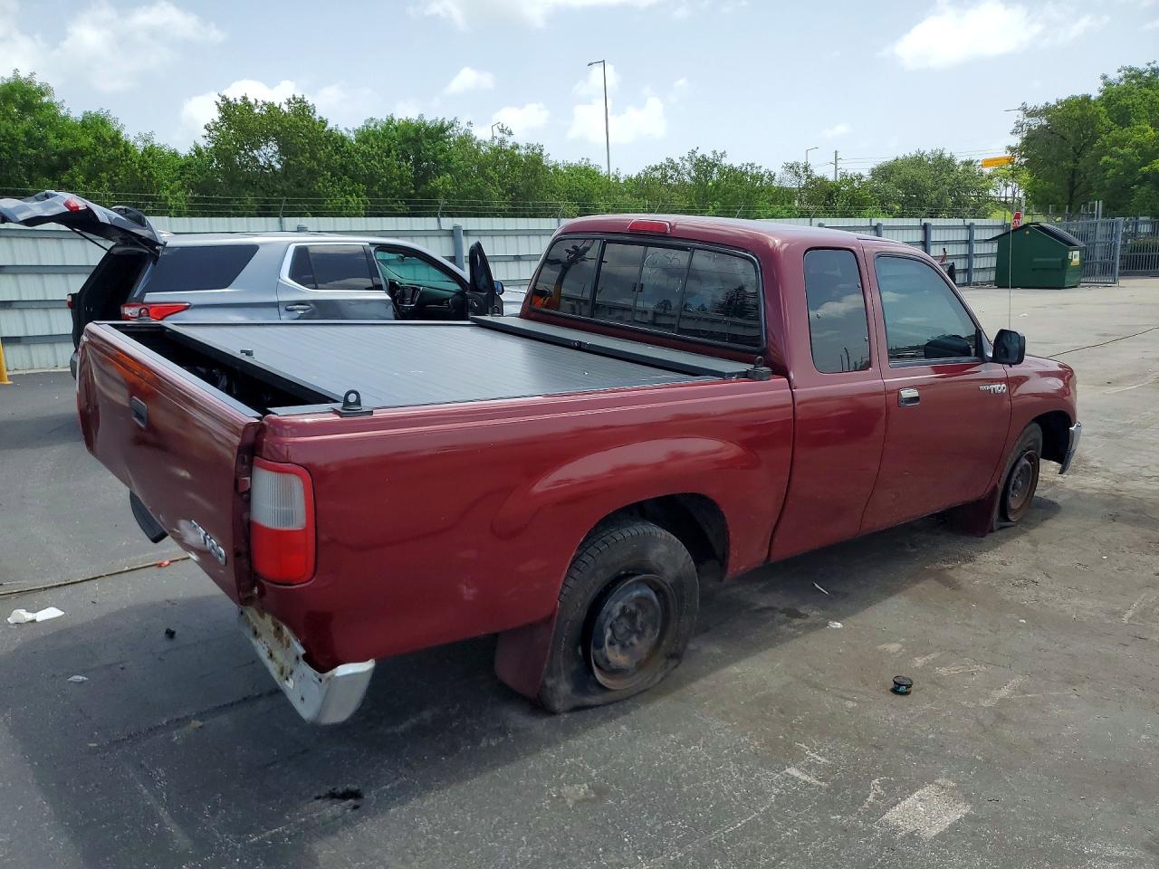 1997 Toyota T100 Xtracab Red vin: JT4TN12D3V0037801