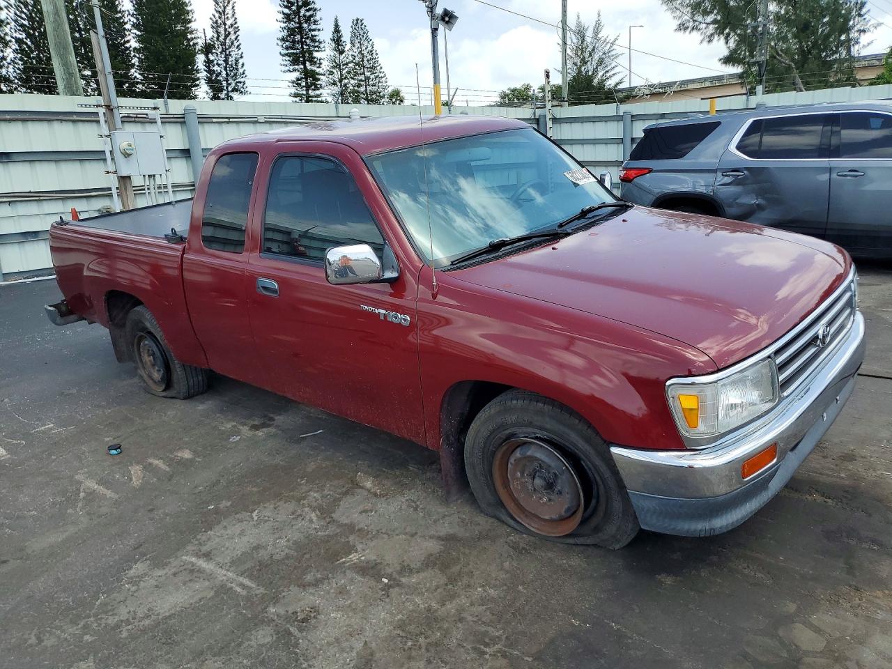 1997 Toyota T100 Xtracab Red vin: JT4TN12D3V0037801