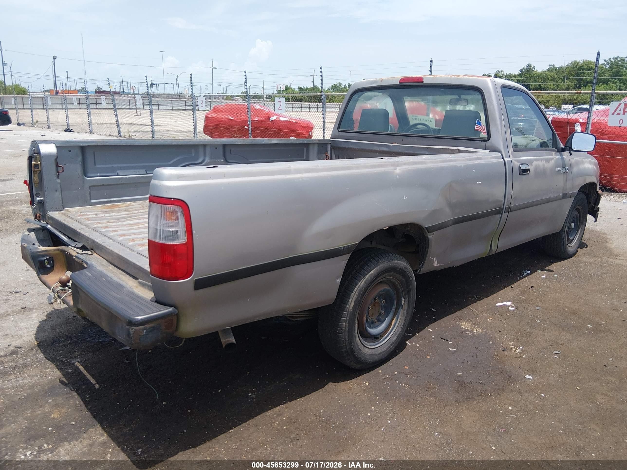 1995 Toyota T100   Silver vin: JT4UD10D2S0008408