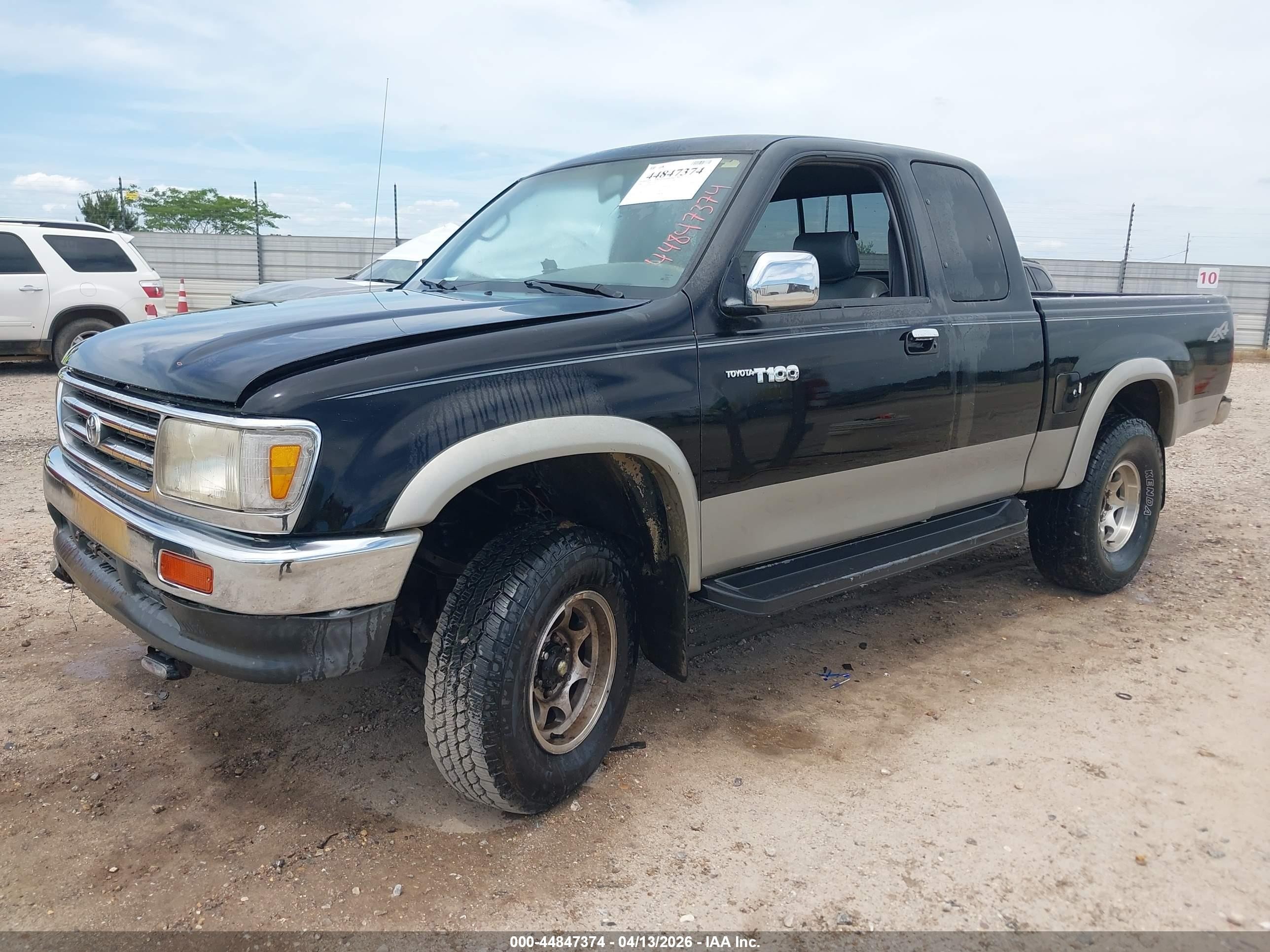 1998 Toyota T100 Dx V6 Black vin: JT4UN22D4W0051069