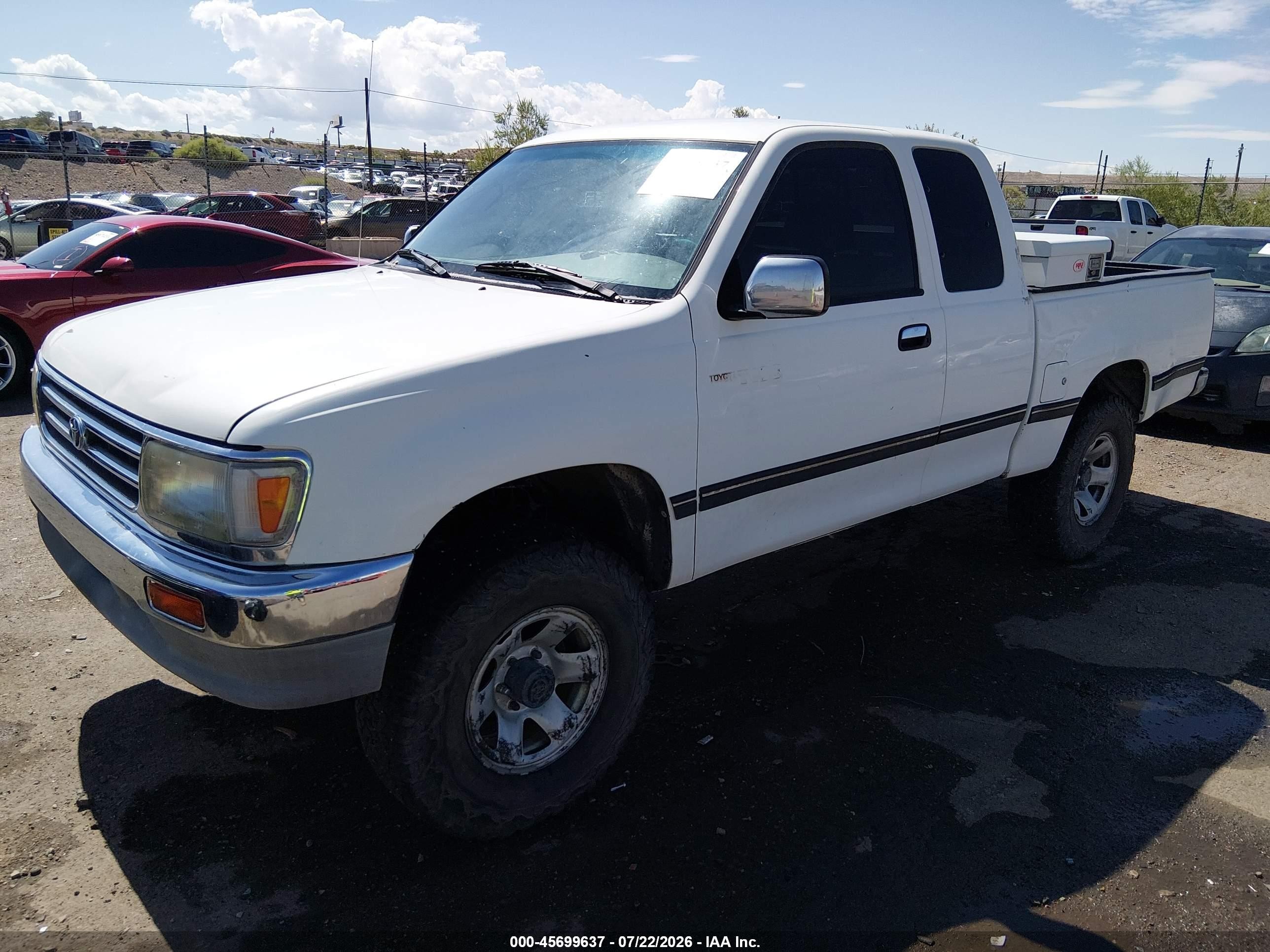 1998 Toyota T100 Dx V6 White vin: JT4UN22D4W0054523