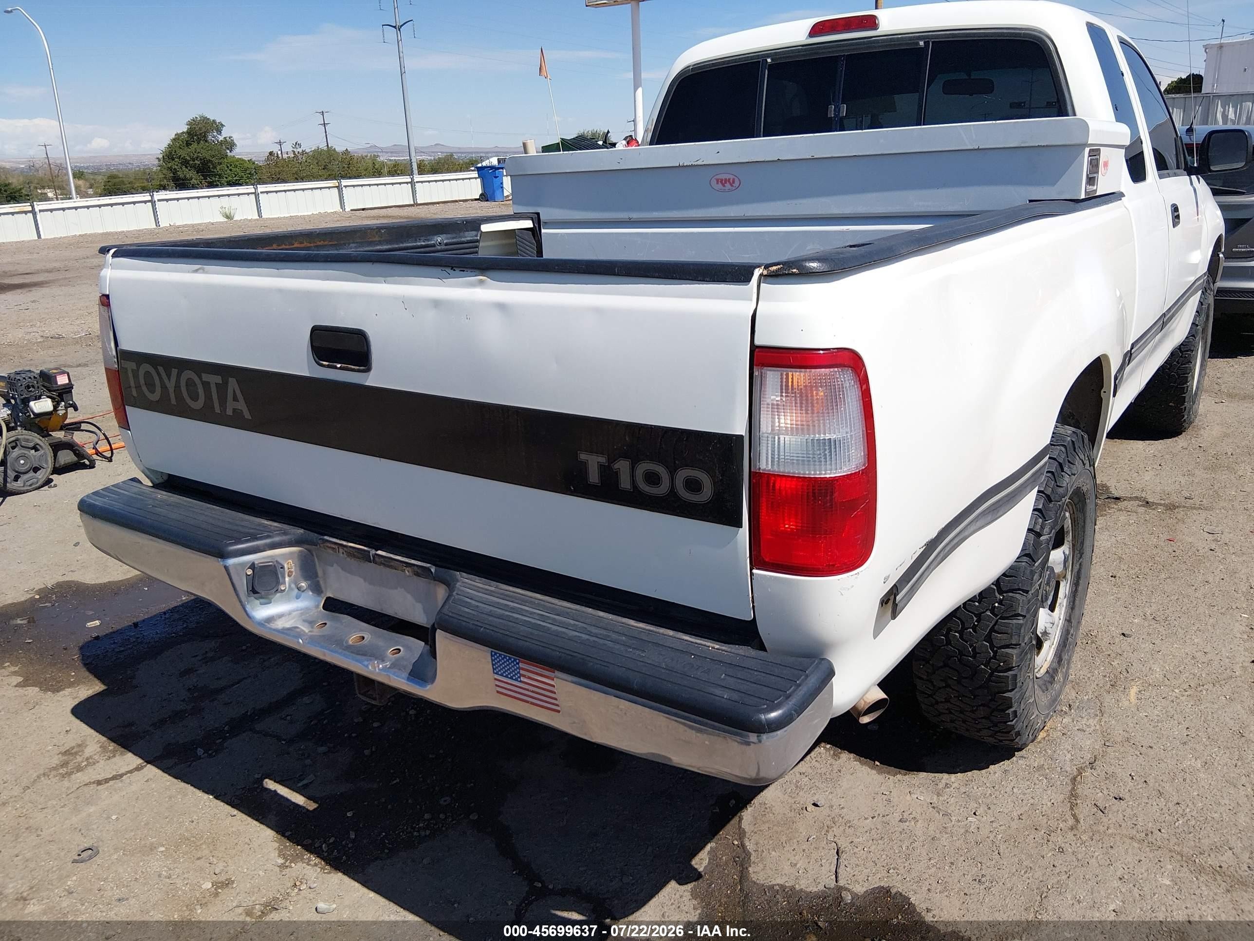 1998 Toyota T100 Dx V6 White vin: JT4UN22D4W0054523