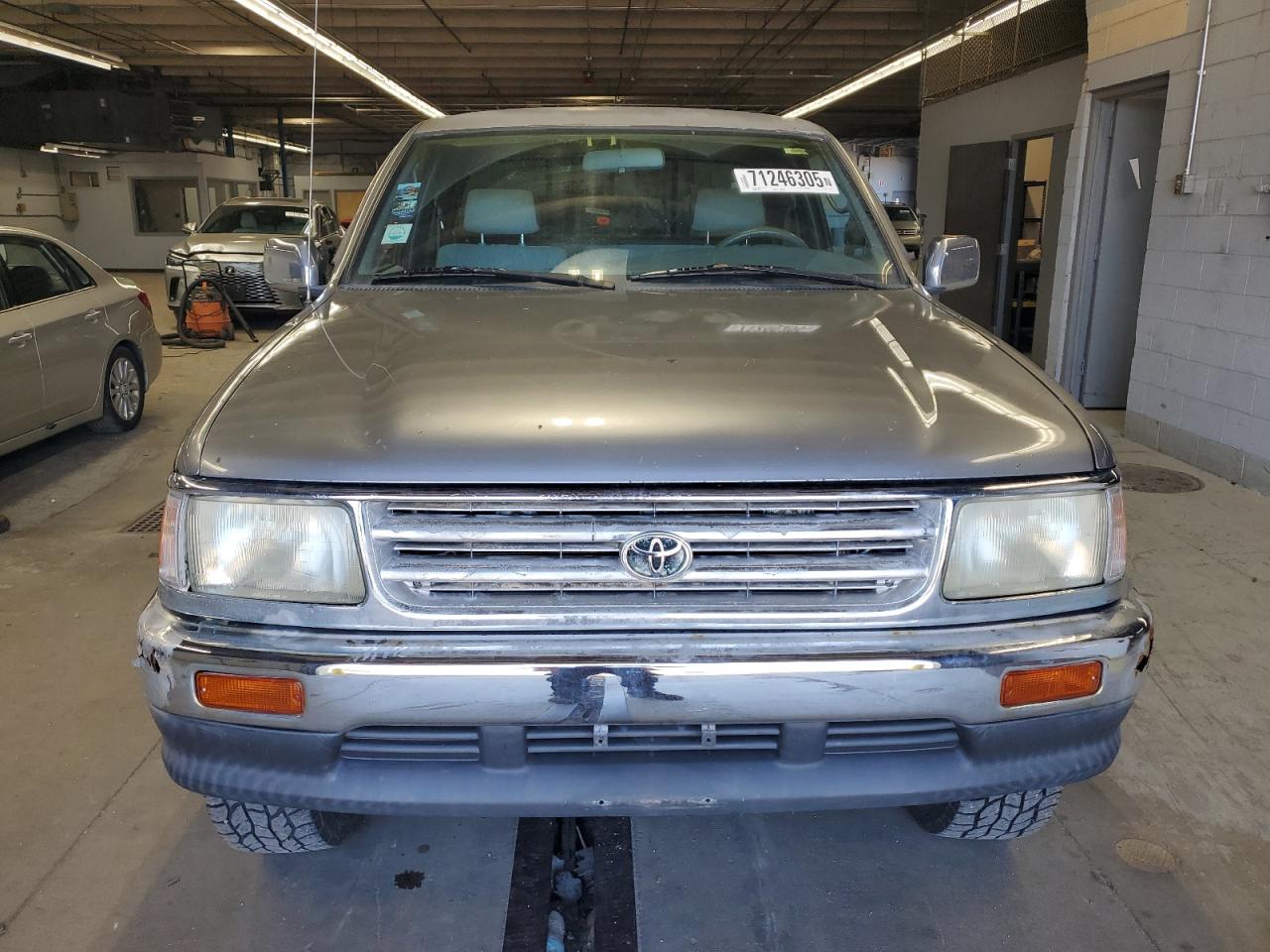 1997 Toyota T100 Xtracab Two Tone vin: JT4UN22D8V0035388