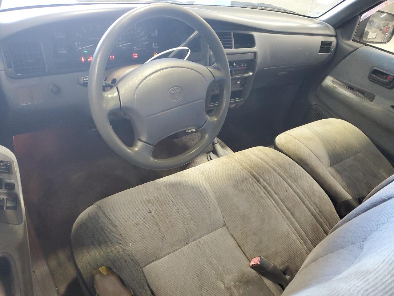 1997 Toyota T100 Xtracab Two Tone vin: JT4UN22D8V0035388