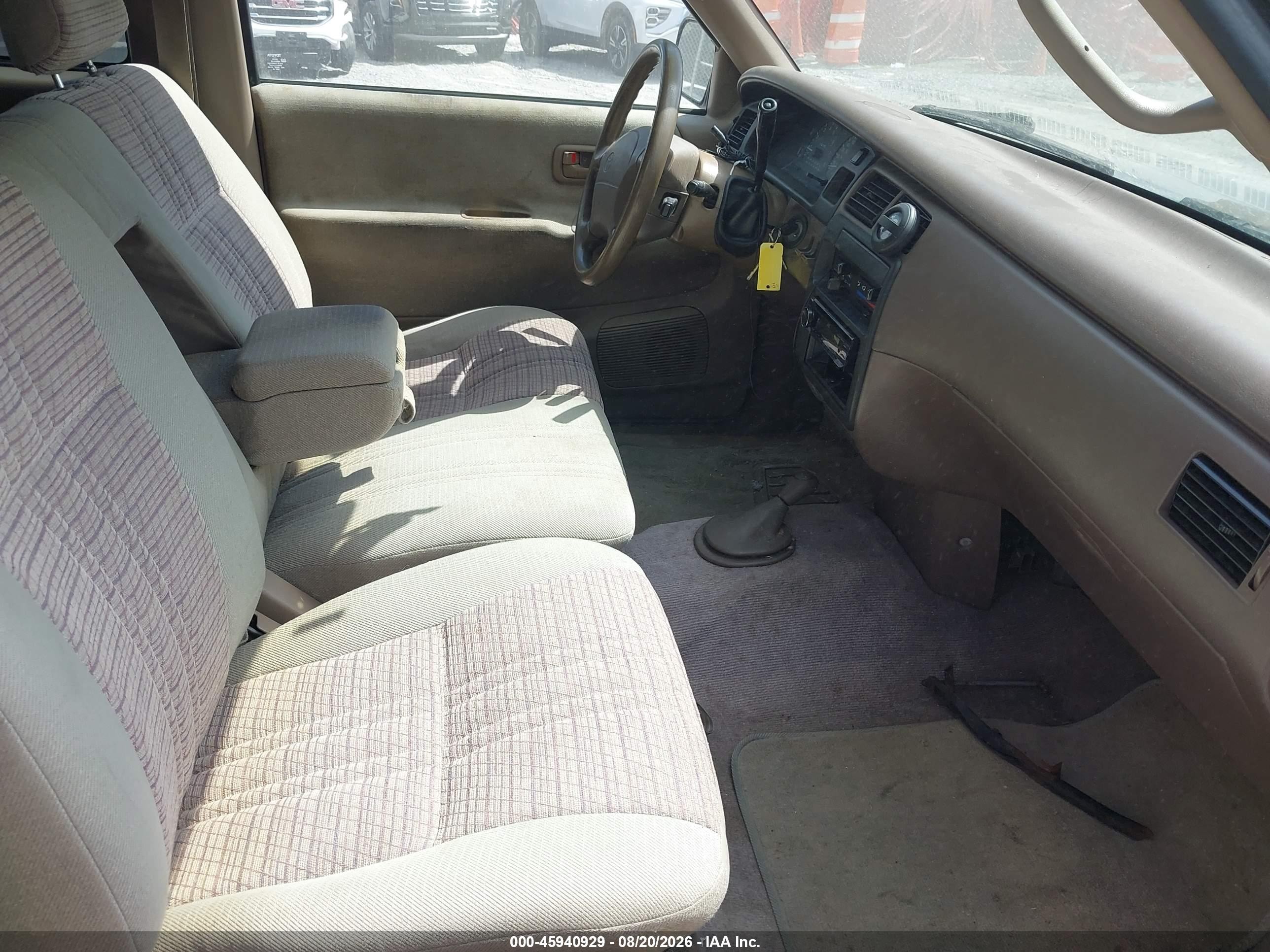 1996 Toyota T100 Xtracab Sr5 Beige vin: JT4UN24D1T0023898