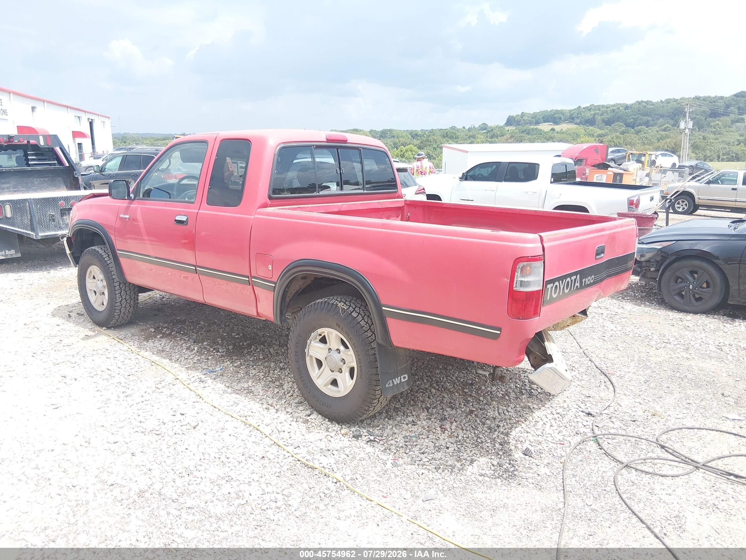 1998 Toyota T100 Sr5 V6 Red vin: JT4UN24D8W0052917