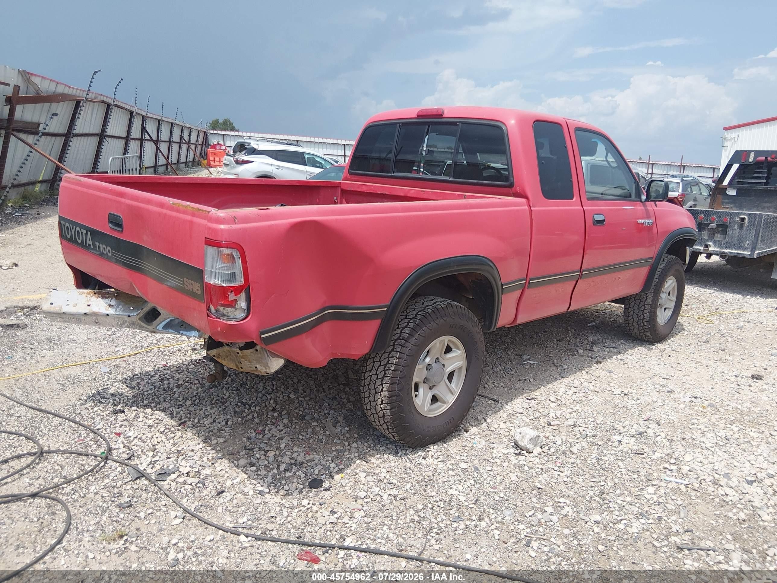 1998 Toyota T100 Sr5 V6 Red vin: JT4UN24D8W0052917