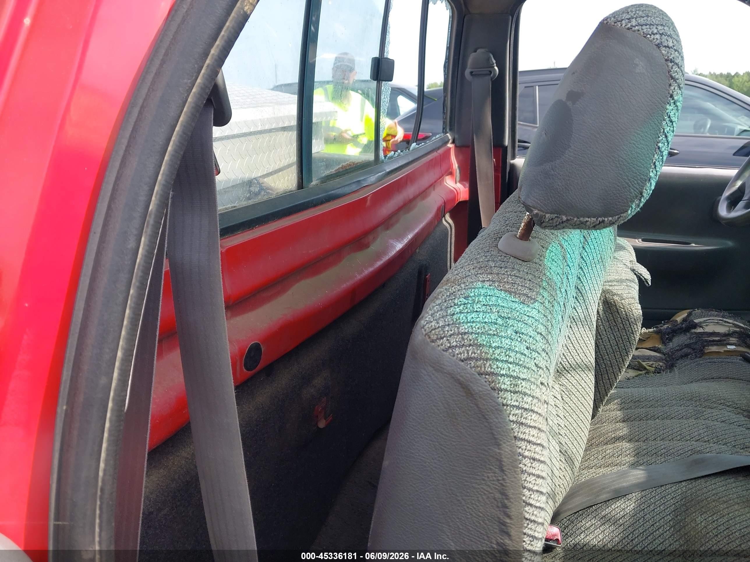1995 Toyota T100 Dx Red vin: JT4VD11E9S0001192