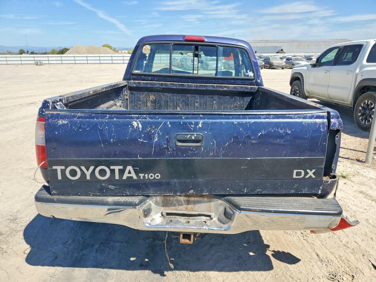 1995 Toyota T100 Dx Blue vin: JT4VD12E6S0004338