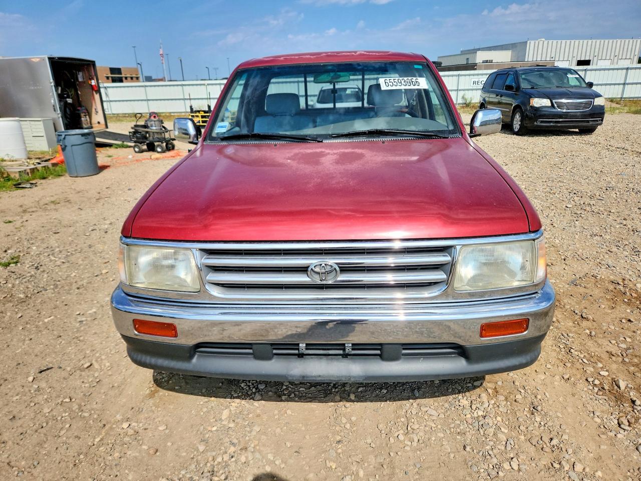 1995 Toyota T100 Sr5 Red vin: JT4VD12F8S0004950