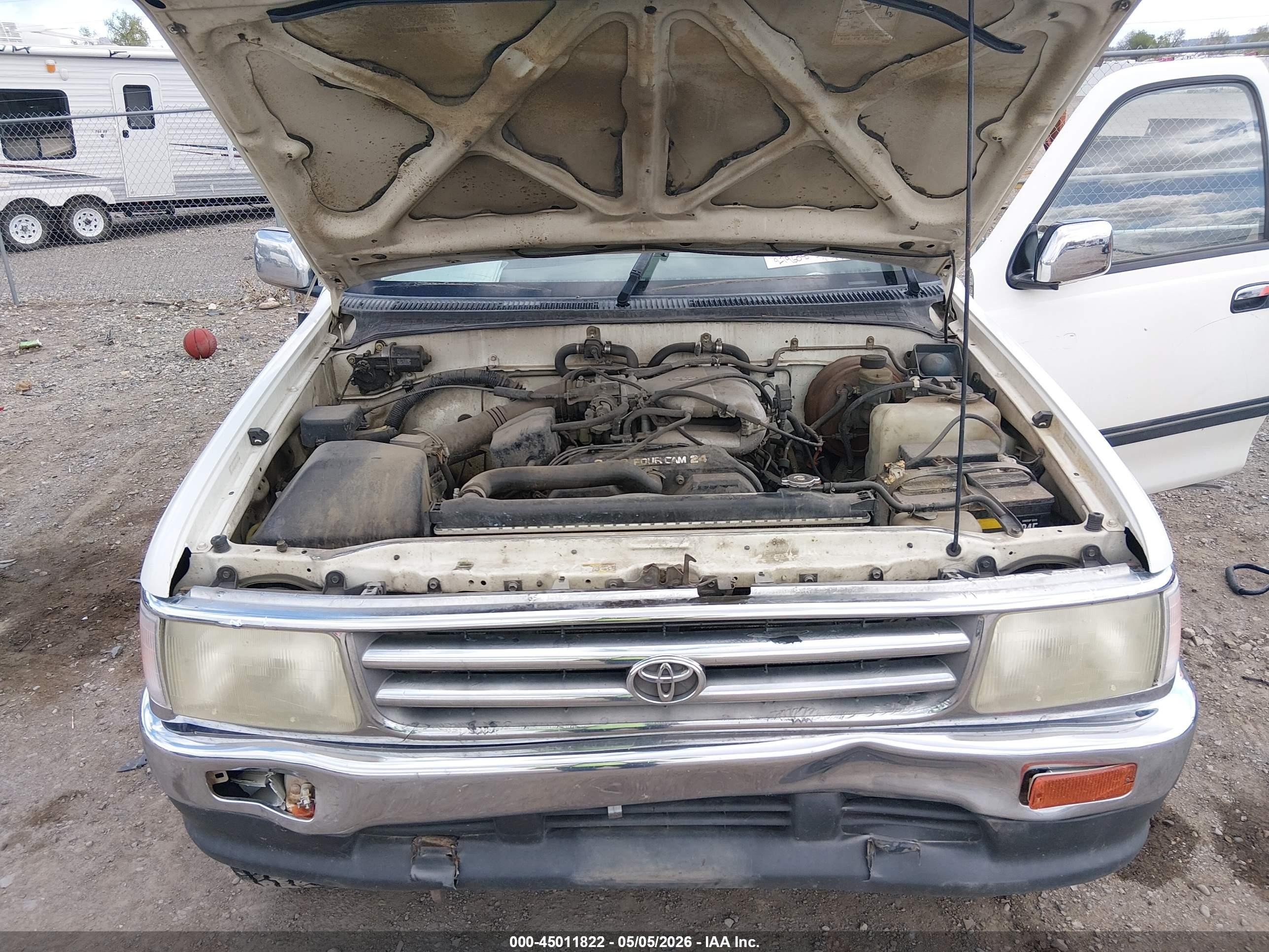 1995 Toyota T100 Xtracab Sr5 White vin: JT4VD22F8S0016439