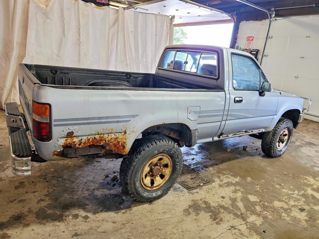 1991 Toyota Pickup Silver vin: JT4VN01D3M004591