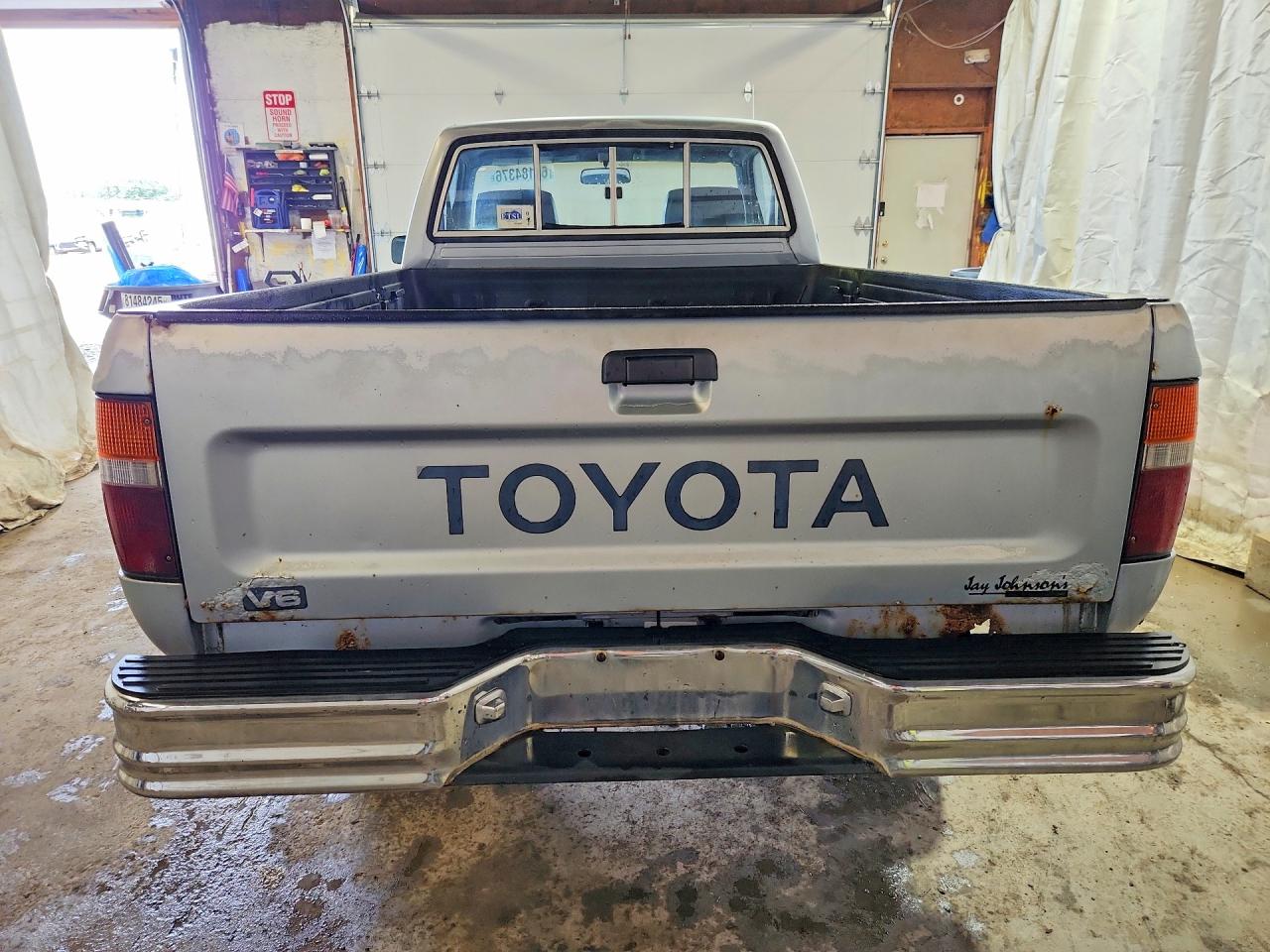 1991 Toyota Pickup Silver vin: JT4VN01D3M004591