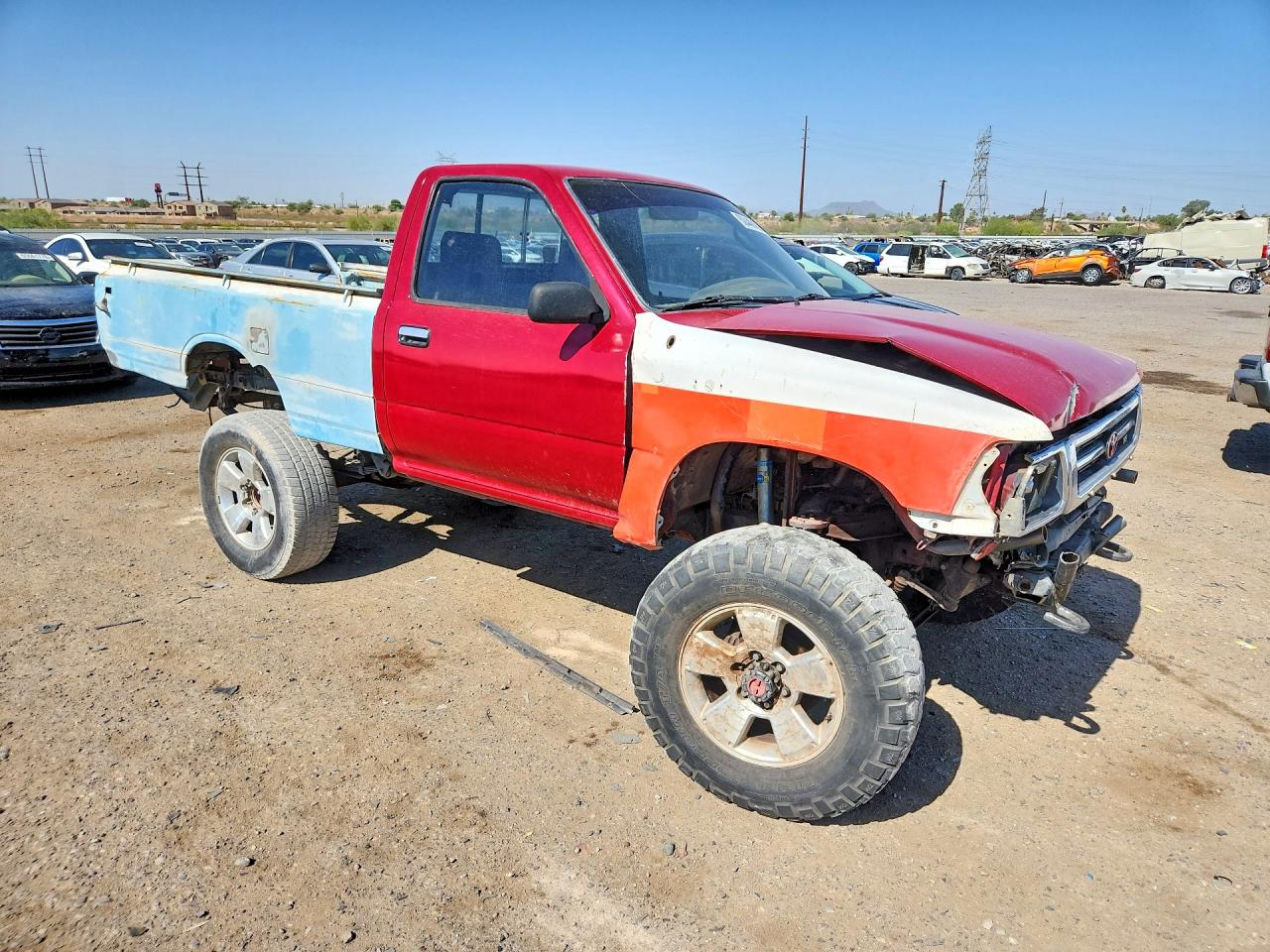 1992 Toyota Pickup 1/2 Ton Short Wheelbase Dlx Two Tone vin: JT4VN01D3N0005970