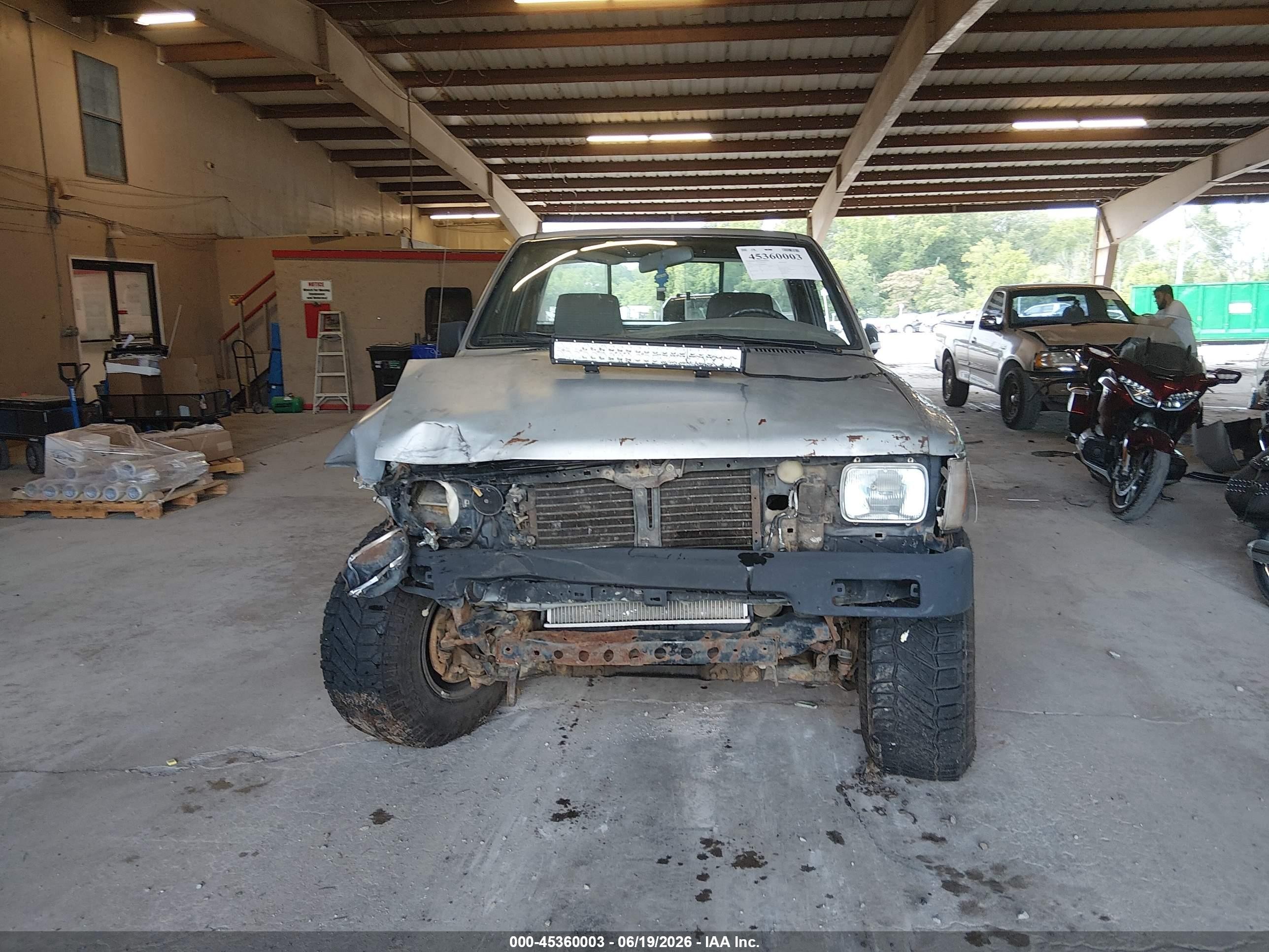 1991 Toyota Pickup 1/2 Ton Sht Wheelbase Dlx Silver vin: JT4VN01D9M0004501