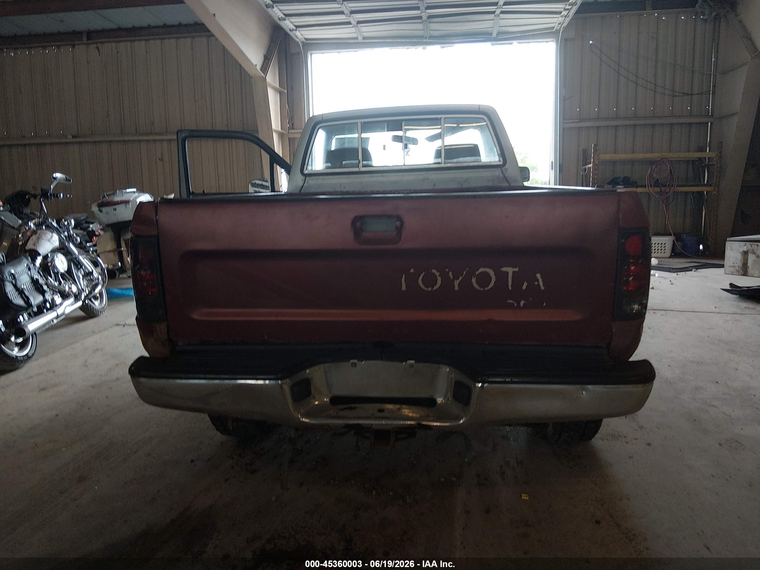 1991 Toyota Pickup 1/2 Ton Sht Wheelbase Dlx Silver vin: JT4VN01D9M0004501