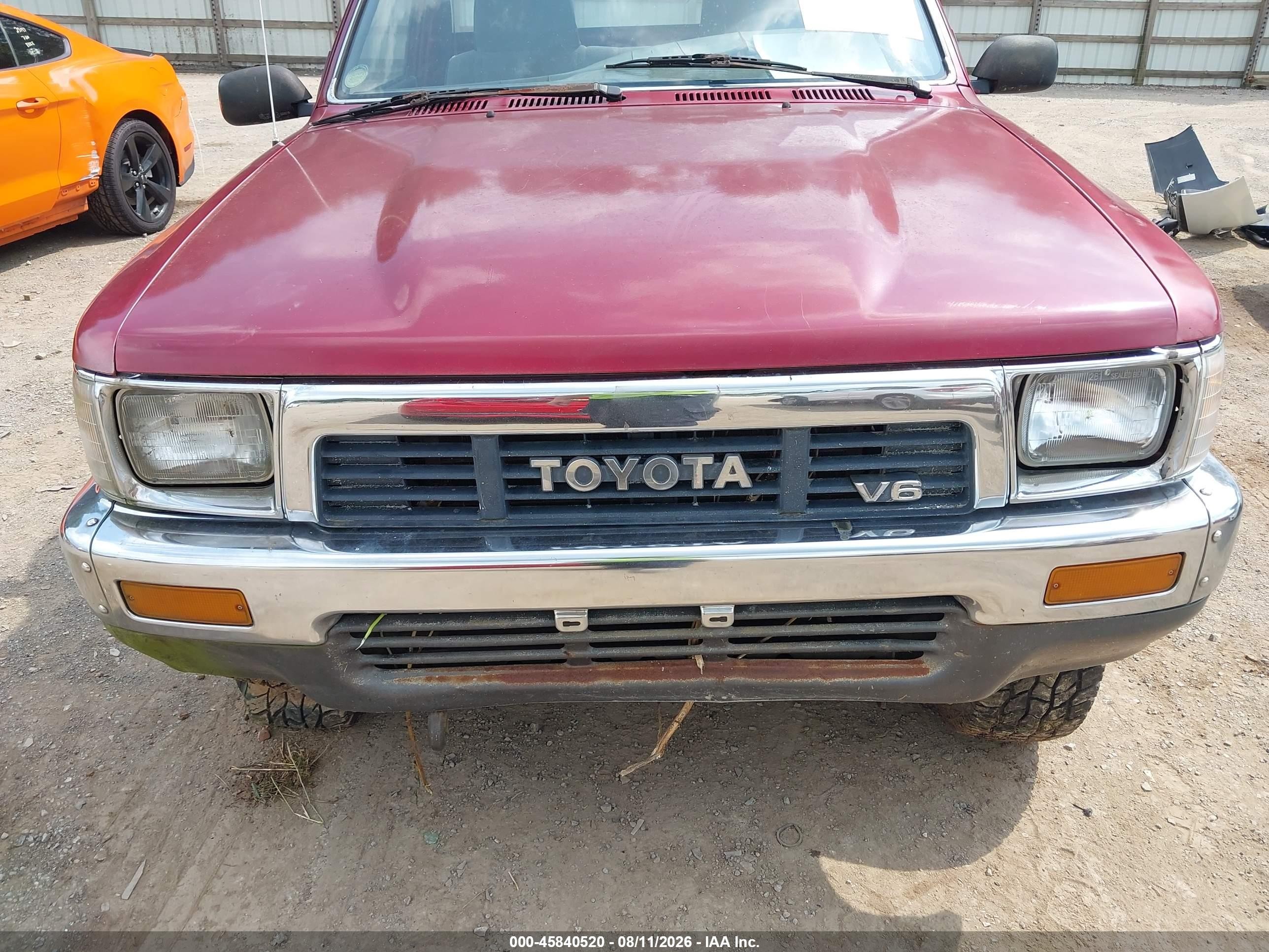 1989 Toyota Pickup 1/2 Ton Lng Wheelbase Dlx Red vin: JT4VN02D6K6000706