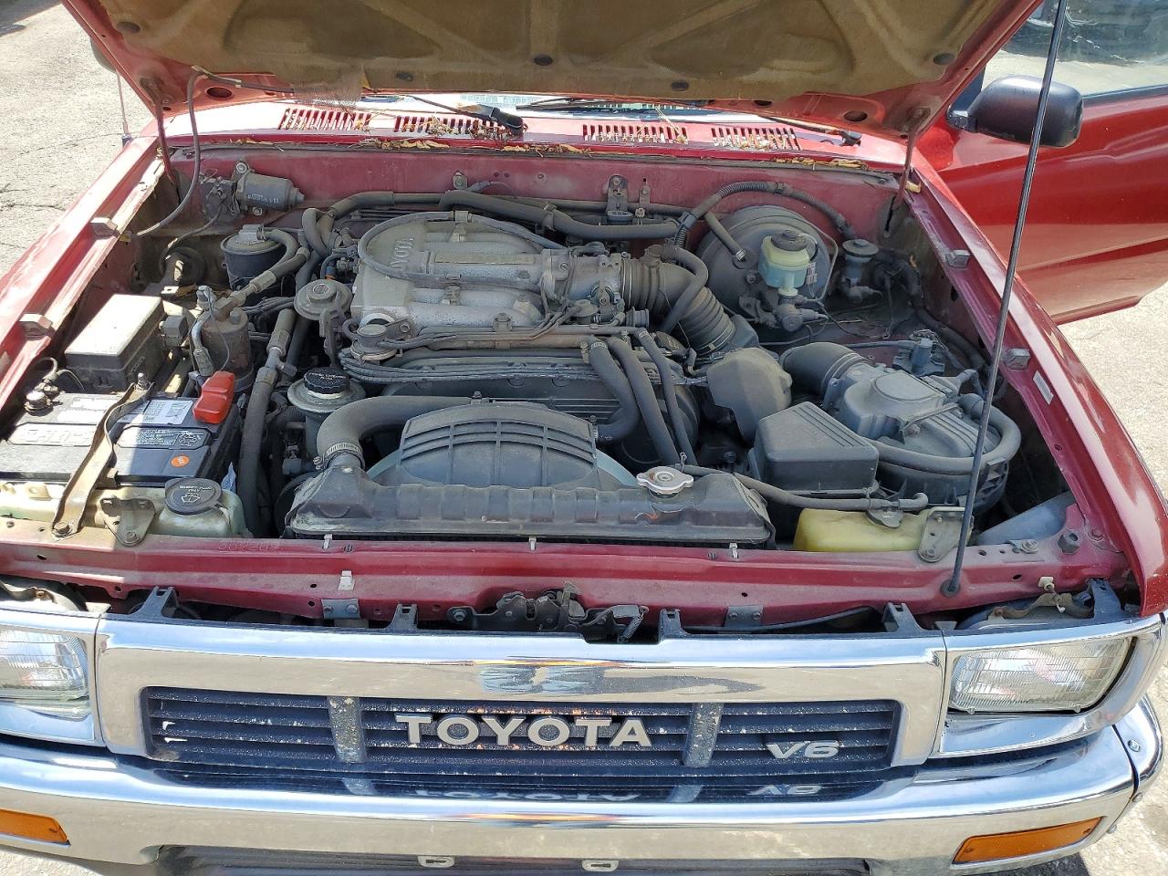1990 Toyota Pickup Deluxe Red vin: JT4VN13D2L5025274