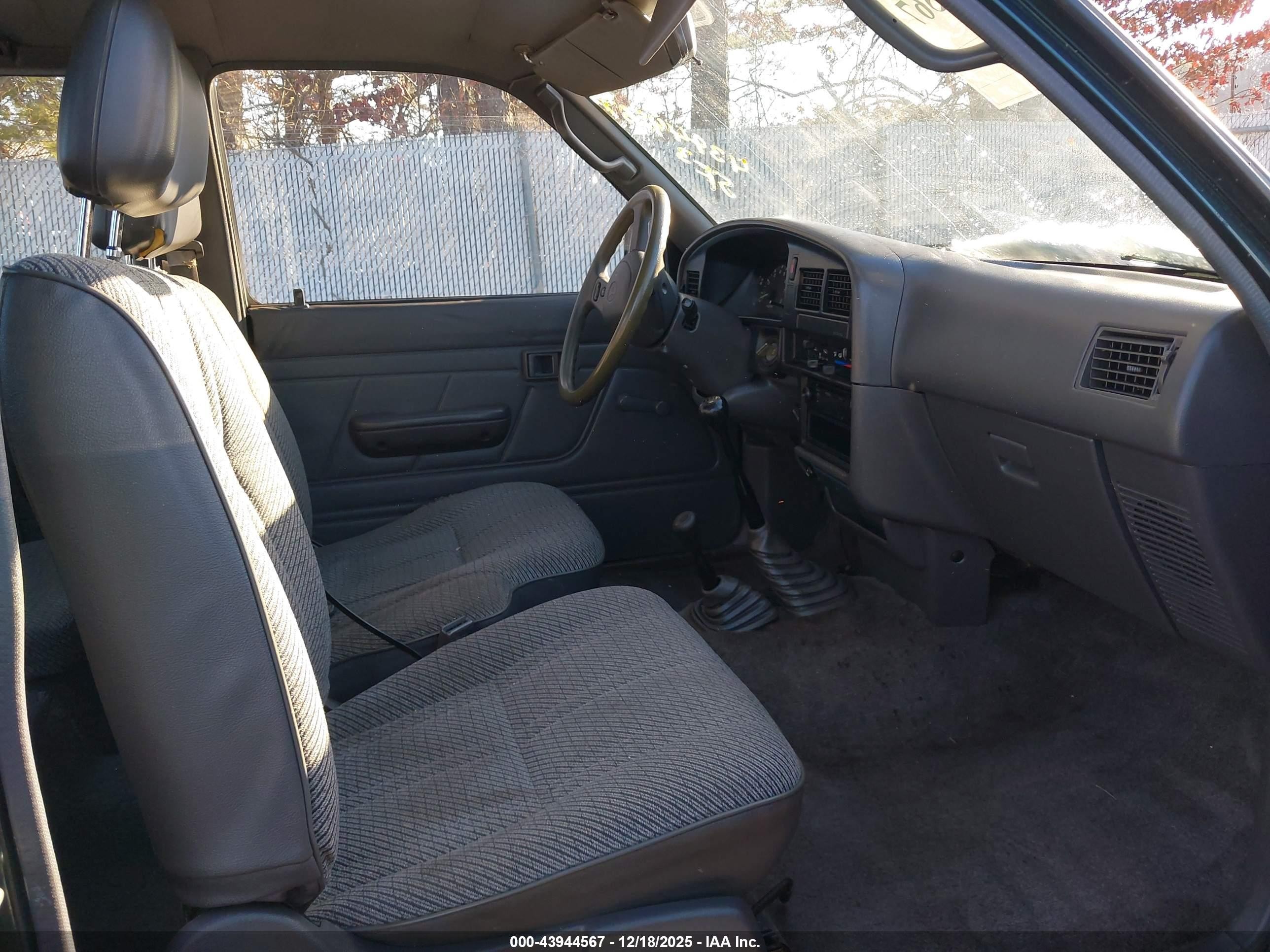 1995 Toyota Pickup 1/2 Ton Ex Lng Whlbase/dx Green vin: JT4VN13D8S5153064