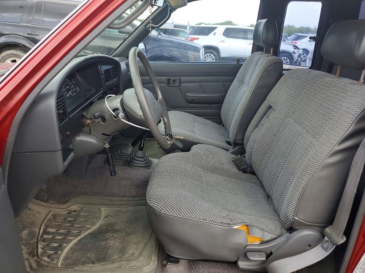 1993 Toyota Pickup 1/2 Ton Extra Long Wheelbase Dx Maroon vin: JT4VN13DXP5114001