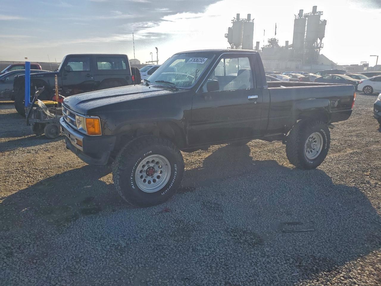 1988 Toyota Pickup Short Bed Vn63 Black vin: JT4VN63C5J0026658