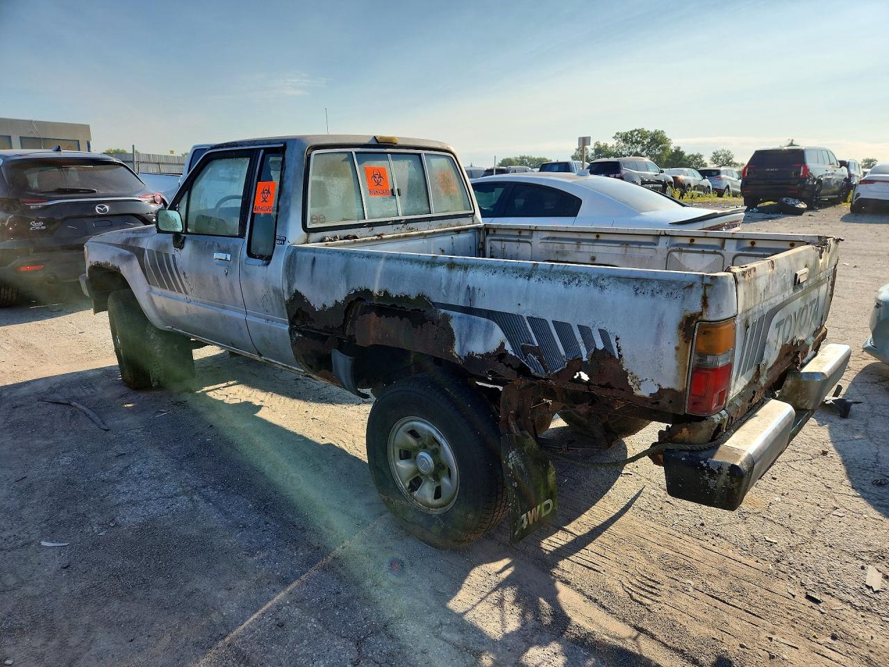 1988 Toyota Pickup Short Bed Xtra Cab Vn67 Sr5 Серебряный vin: JT4VN67M1J0007639