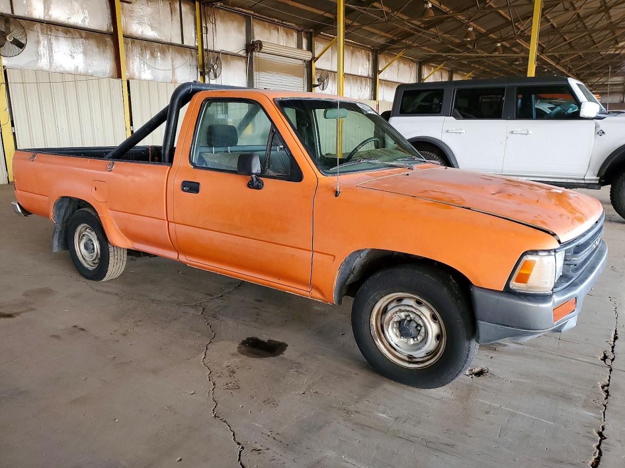 1989 Toyota Pickup 1 Ton Long Bed Dlx Orange vin: JT4VN82N4K0000052