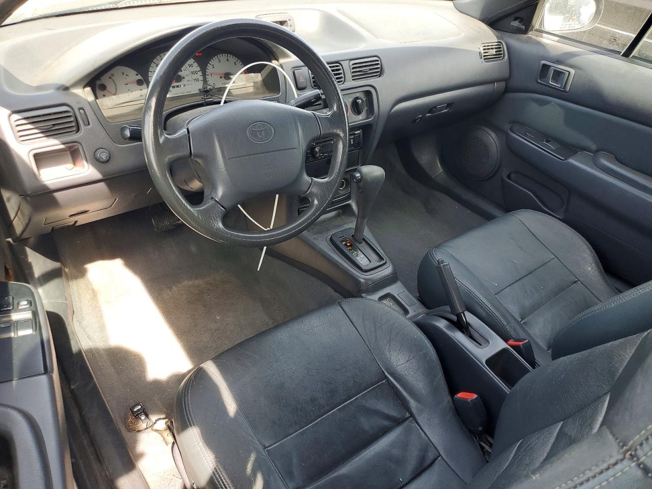 1997 Toyota Paseo Base White vin: JT5FC52HXV0038937