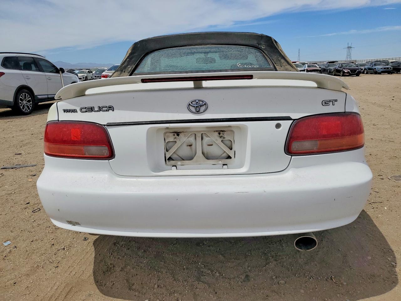 1998 Toyota Celica Gt White vin: JT5FG02T1W0049936