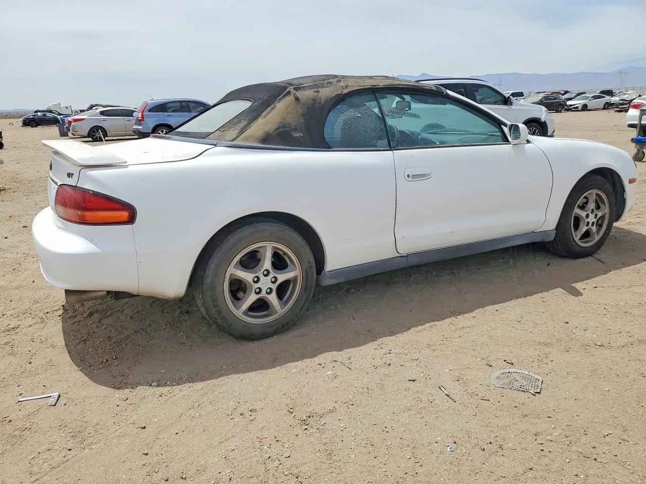 1998 Toyota Celica Gt White vin: JT5FG02T1W0049936