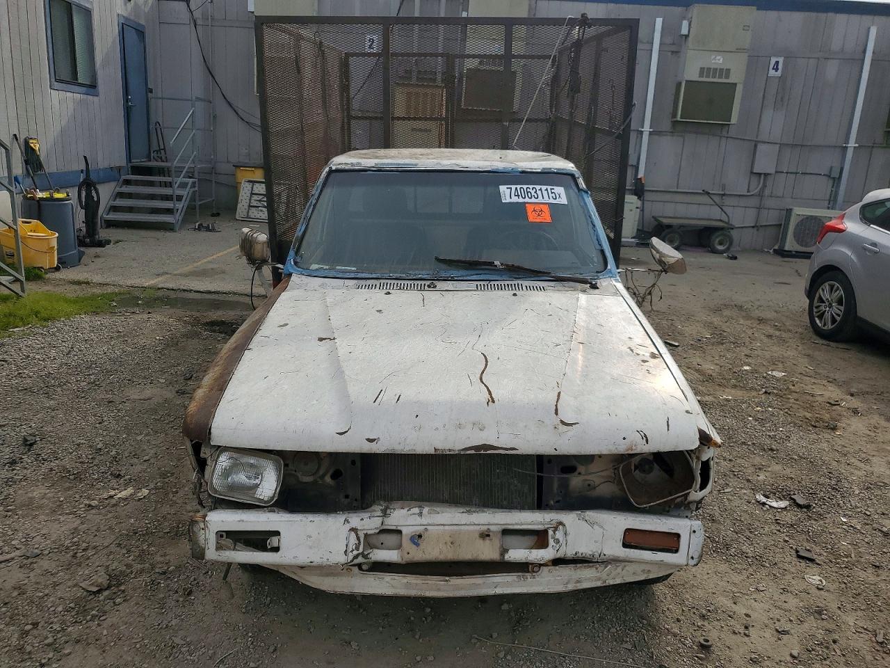 1984 Toyota Pickup Commercial / Camper Rn55 White vin: JT5RN55D2E0006287